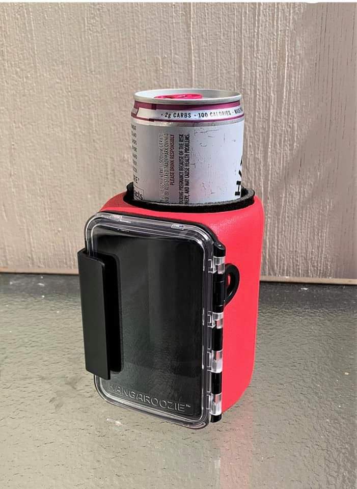Can koozie with water resistant compartment